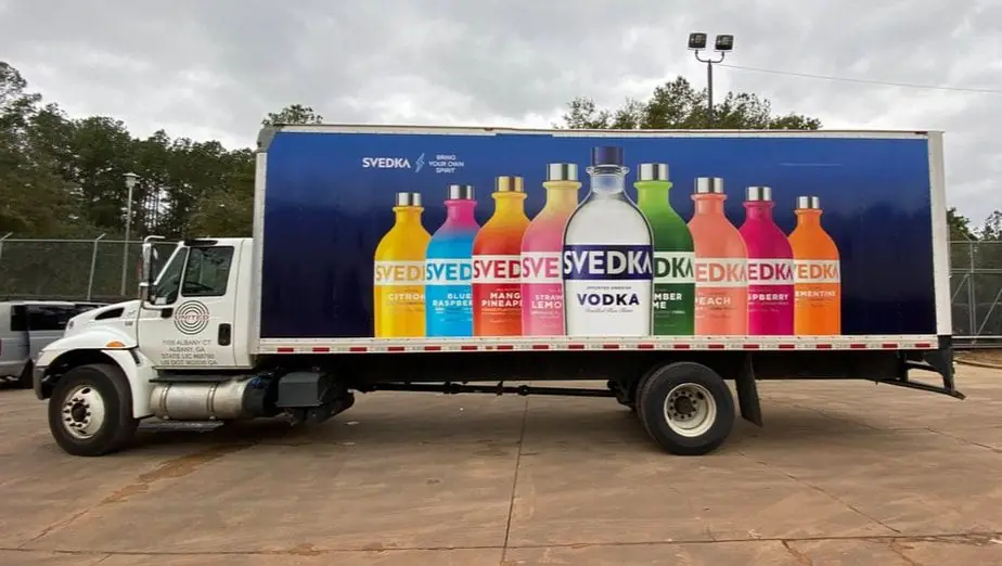 Beverage box truck