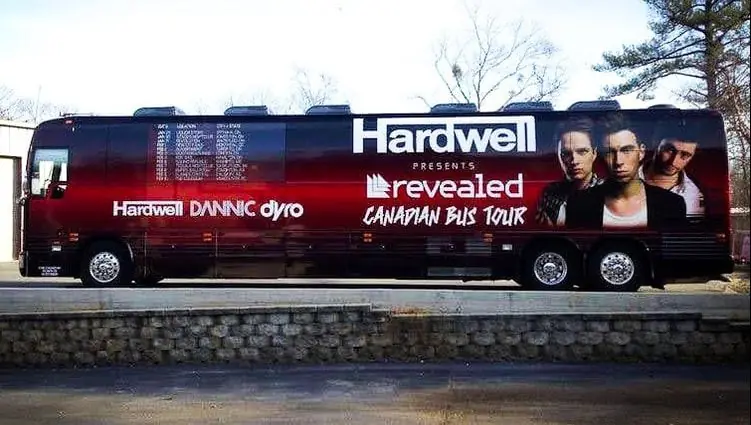 Hardwell tour bus